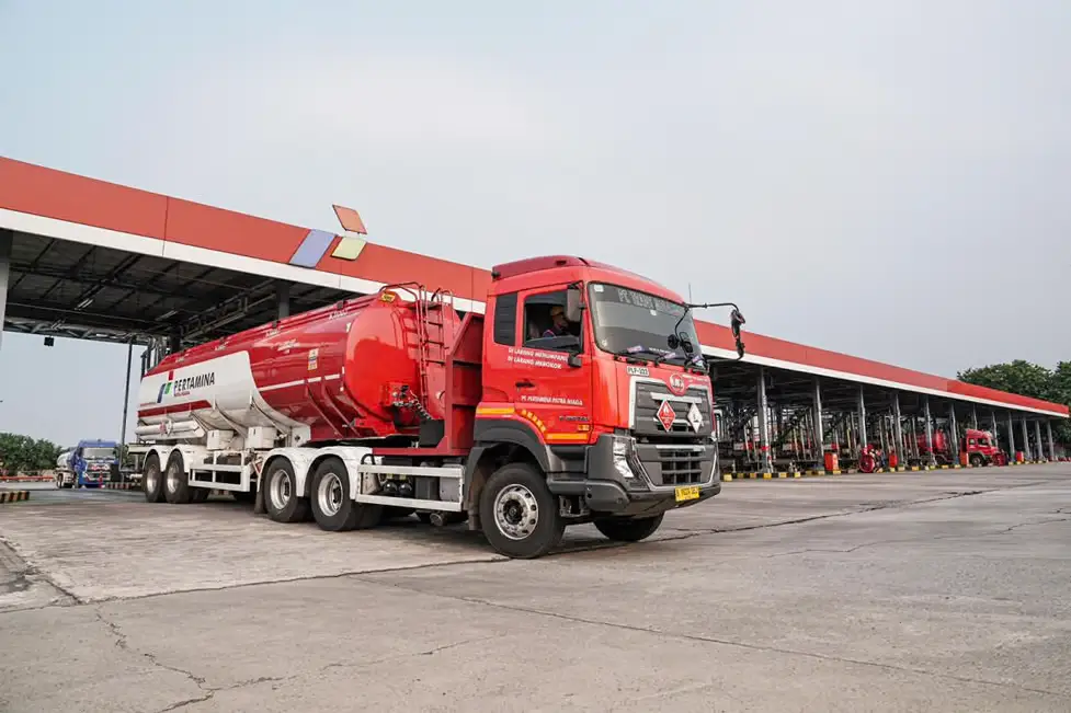 Pertamina Kerahkan Truk Tangki Banyuwangi ke Bali Atasi BBM